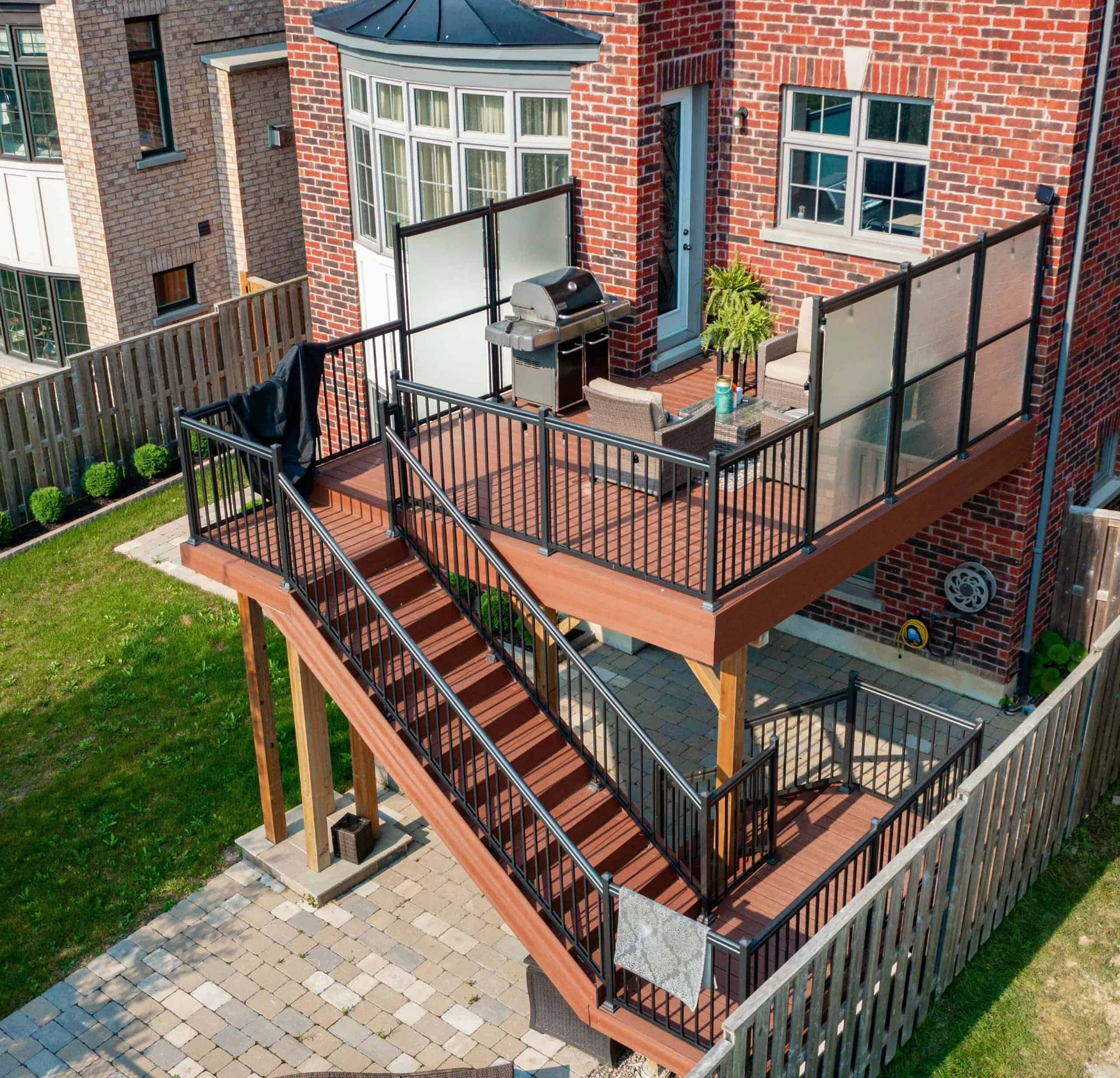 TruNorth Composite Bordeaux deck installation photo