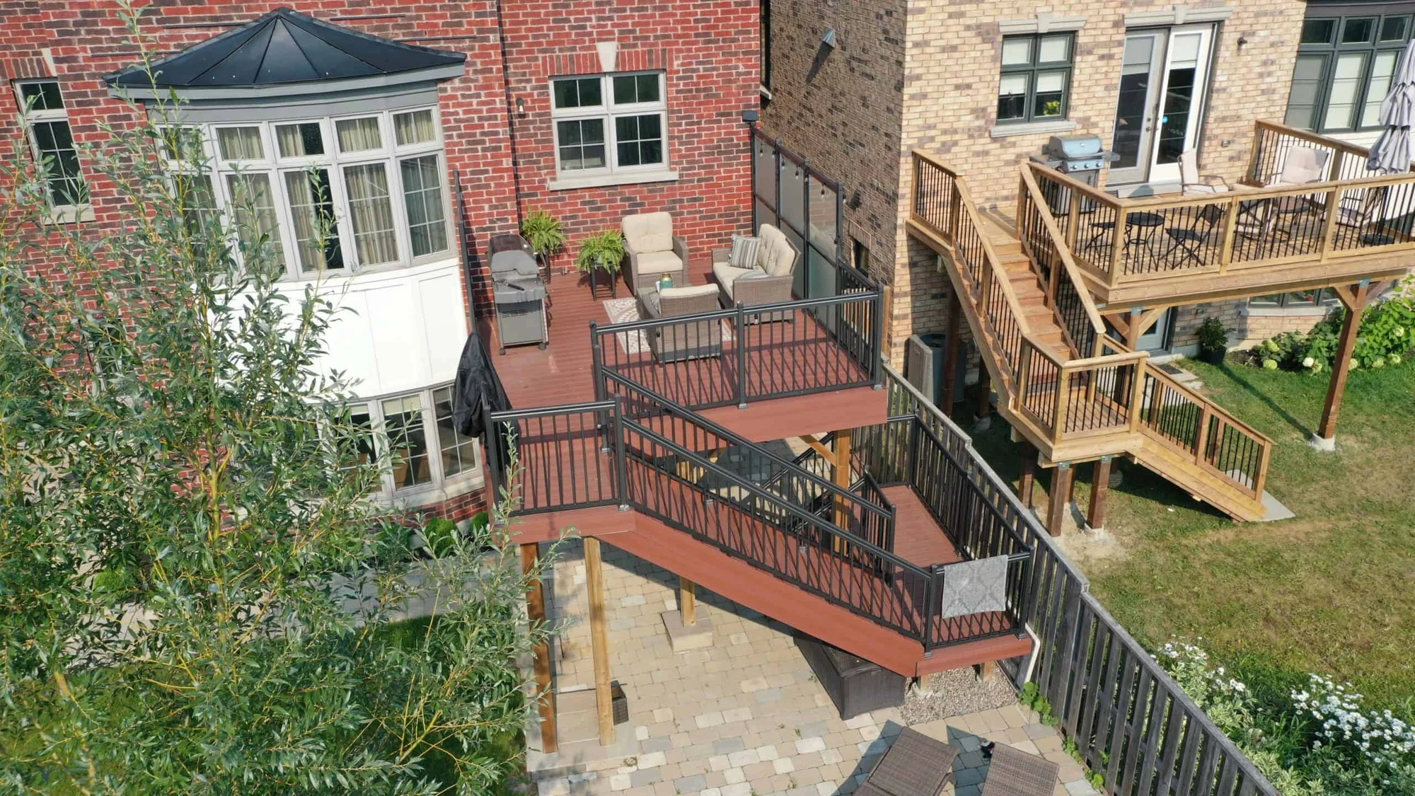 TruNorth Composite Bordeaux deck installation photo
