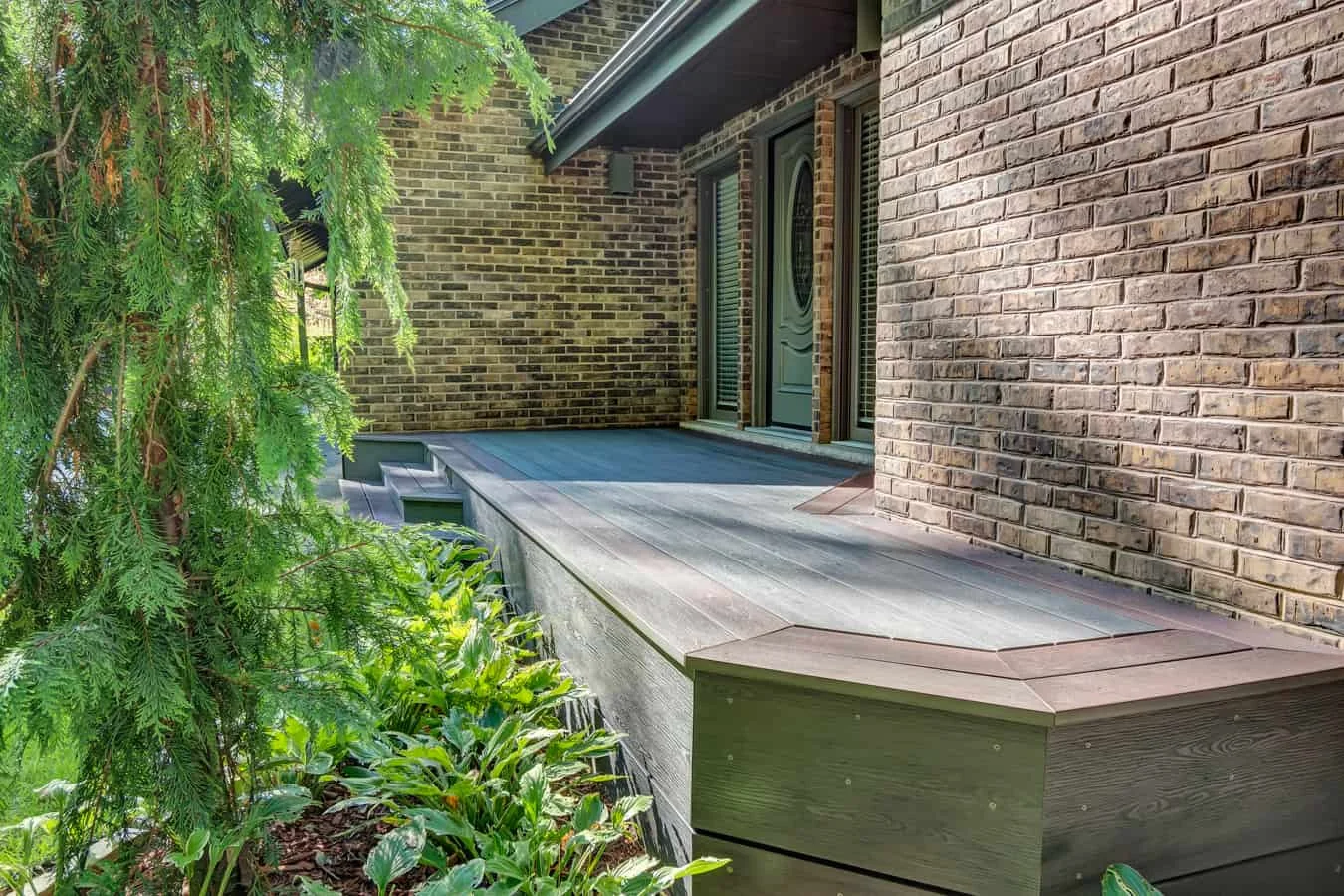 TruNorth Clubhouse Mahogany deck installation photo