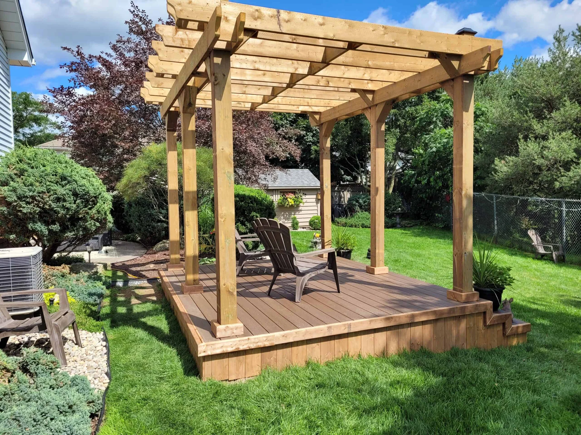 TruNorth Composite Mocha deck installation photo